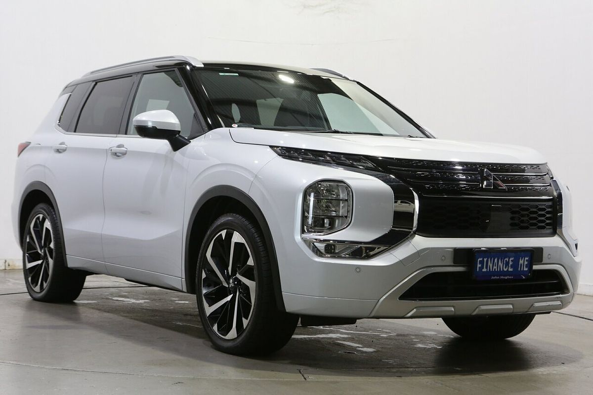 2025 Mitsubishi Outlander Exceed Tourer ZM