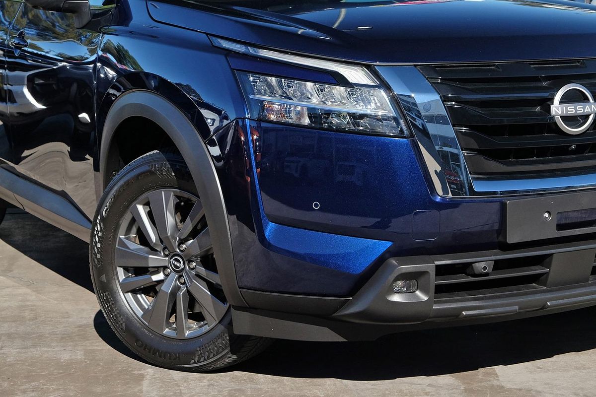 2024 Nissan Pathfinder ST-L R53