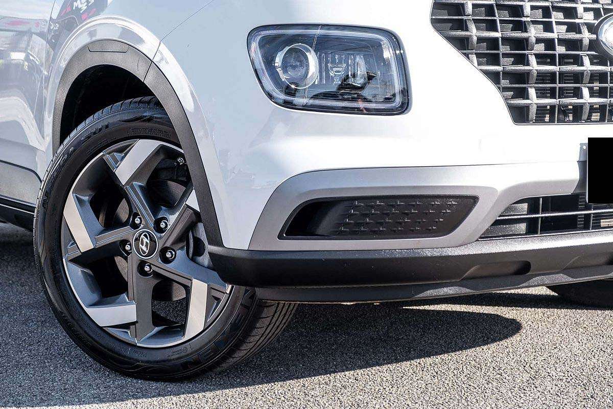 2024 Hyundai Venue Active QX.V5