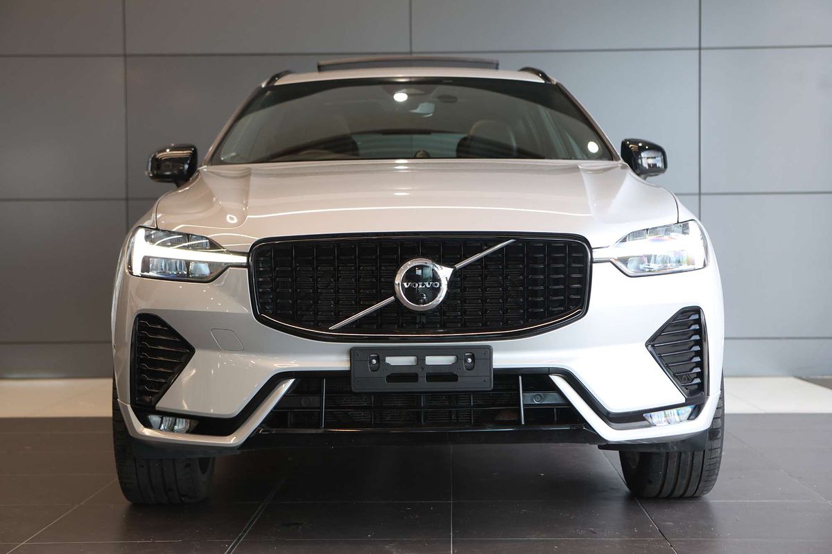 2023 Volvo XC60 Ultimate B6 Dark