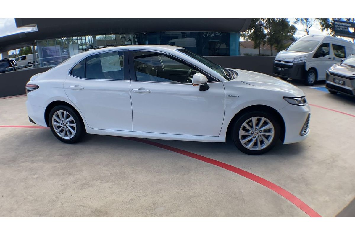 2024 Toyota Camry Ascent AXVH70R