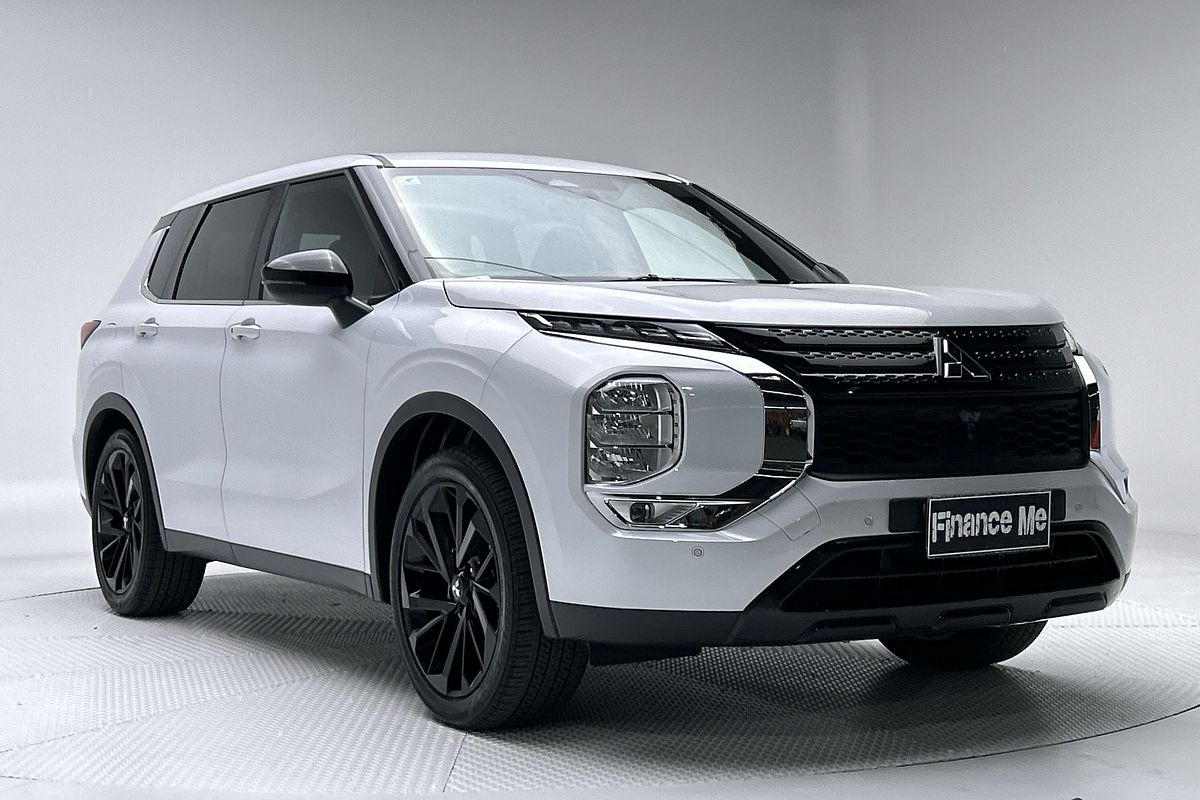 2024 Mitsubishi Outlander Black Edition ZM