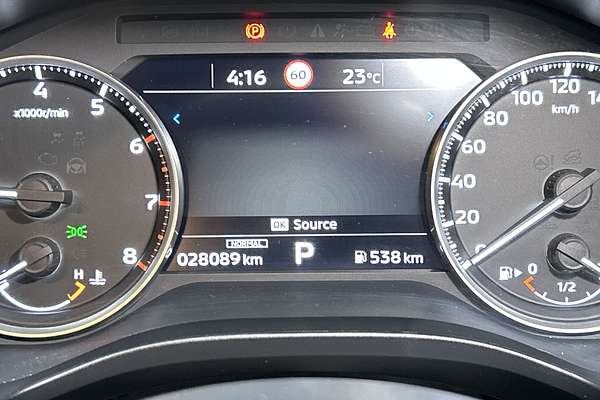 2024 Mitsubishi Outlander Black Edition ZM thumb-13