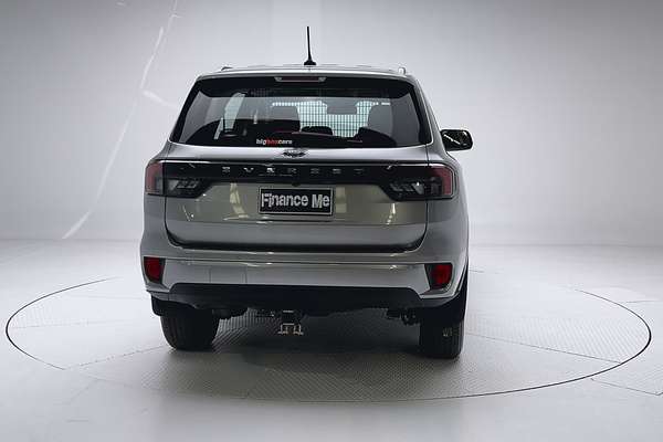 2022 Ford Everest Ambiente 2.0L thumb-6