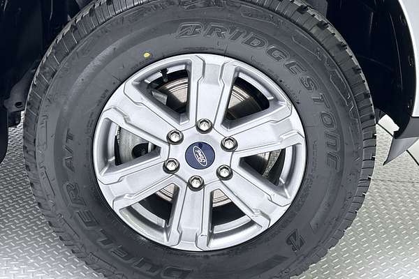 2022 Ford Everest Ambiente 2.0L thumb-9