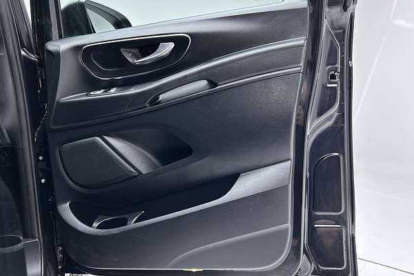 2022 Mercedes-Benz Vito Tourer 116CDI 447 thumb-18