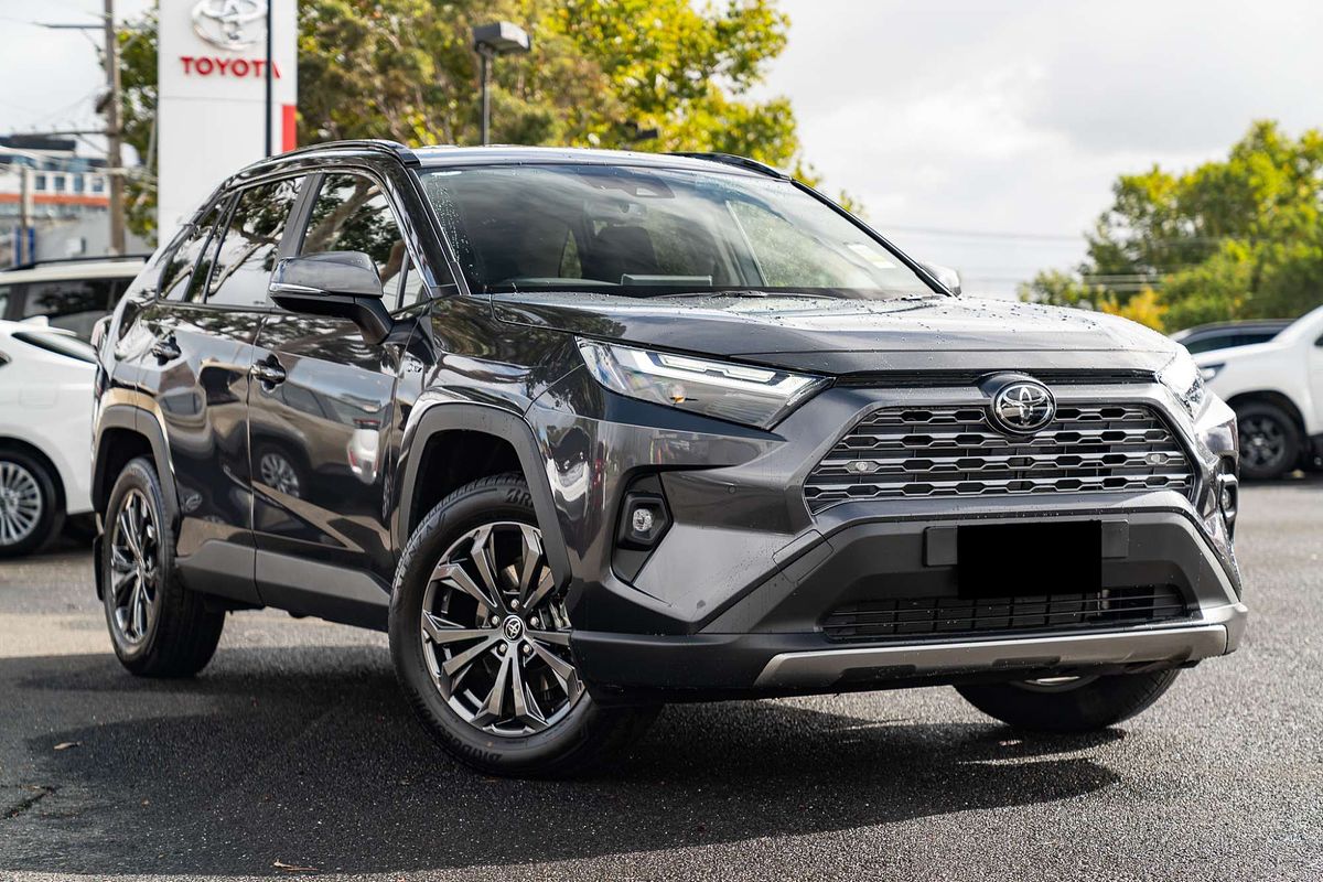 2025 Toyota RAV4 GXL AXAH52R