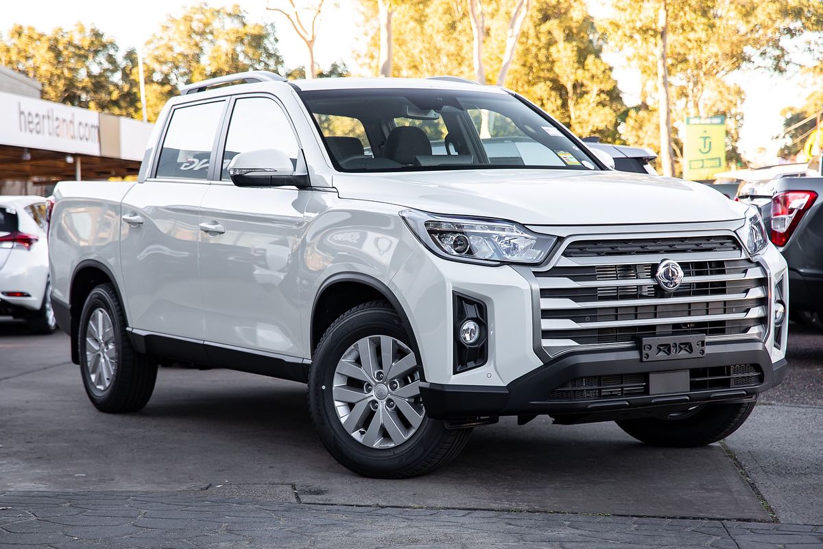 2025 KGM Musso ELX Q261 4X4