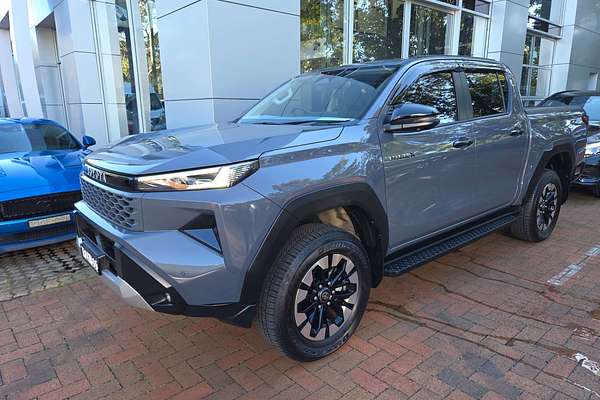 2025 Toyota Hilux SR5 48V GUN227R 4X4