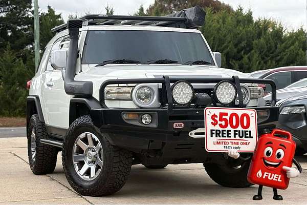 2015 Toyota FJ Cruiser GSJ15R