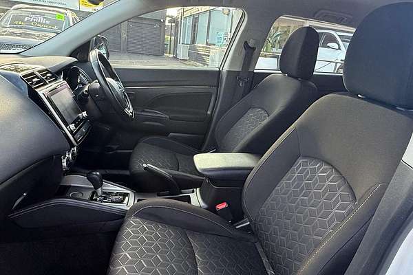 2020 Mitsubishi ASX ES XD thumb-14