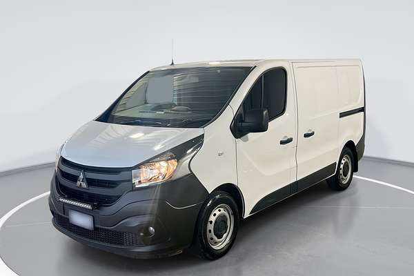 2021 Mitsubishi Express GLX SN SWB