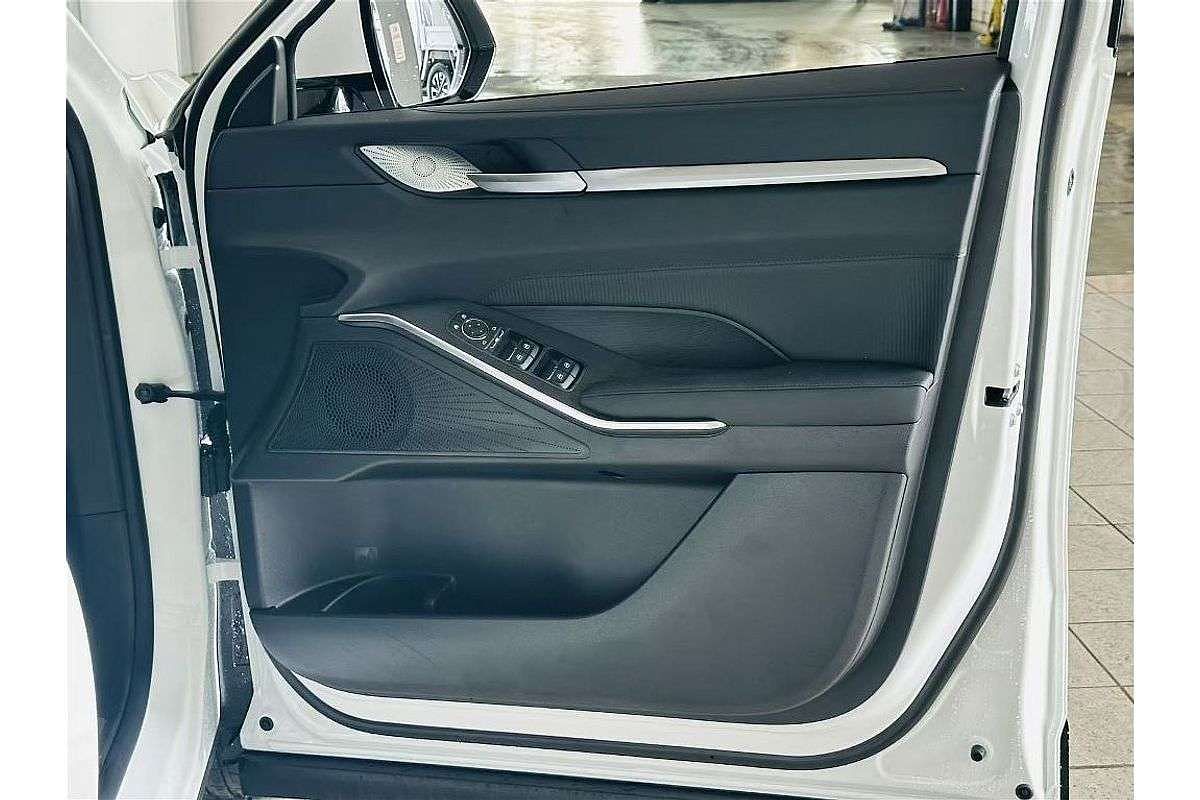H6 Facelift Ult Auto Hybrid 4X2