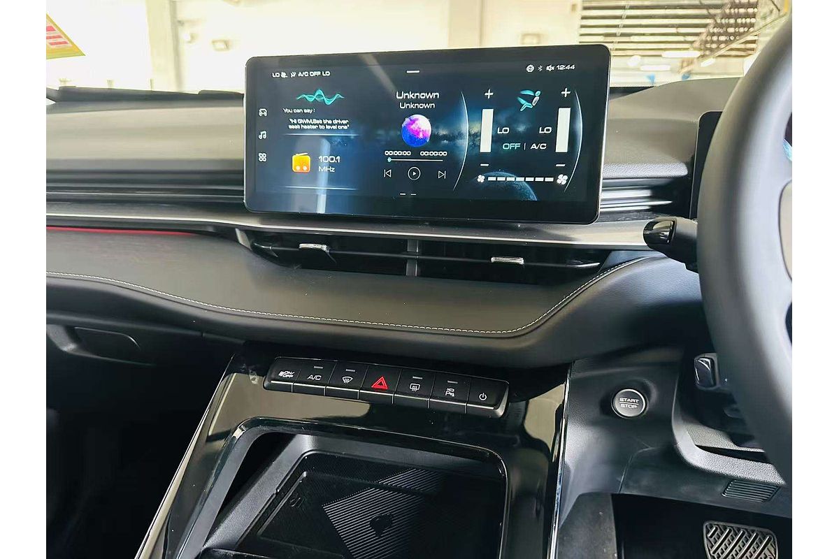 H6 Facelift Ult Auto Hybrid 4X2