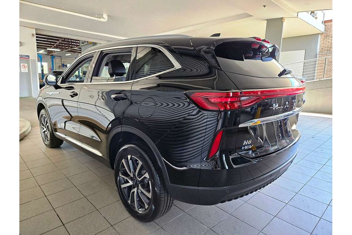 H6 Facelift Lux Auto Hybrid 4X2