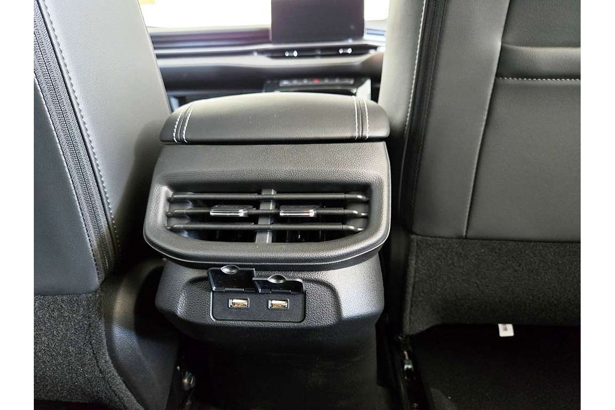 H6 Facelift Lux Auto Hybrid 4X2