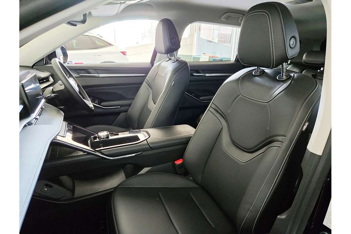 H6 Facelift Lux Auto Hybrid 4X2