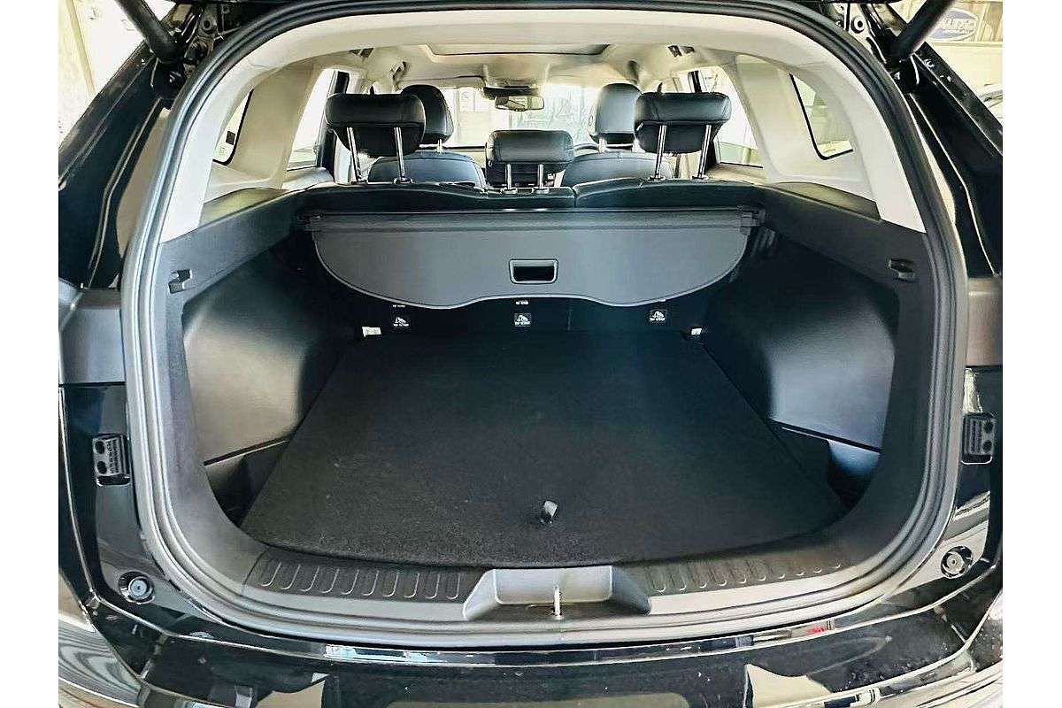 H6 Facelift Ult Auto Hybrid 4X2