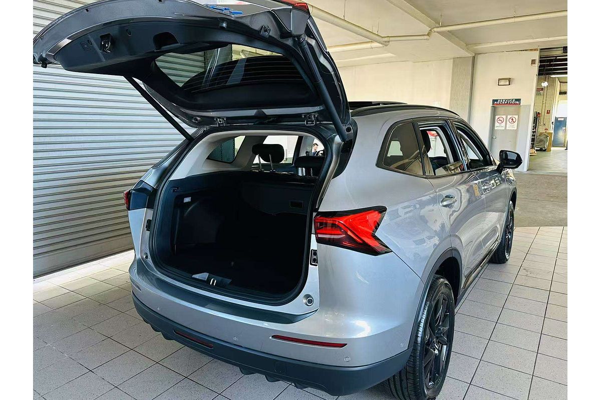 H6 Facelift Ult Auto Hybrid 4X2