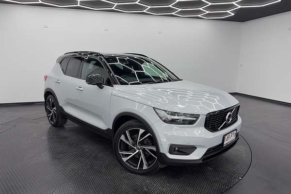 2020 Volvo XC40 T5 R-Design
