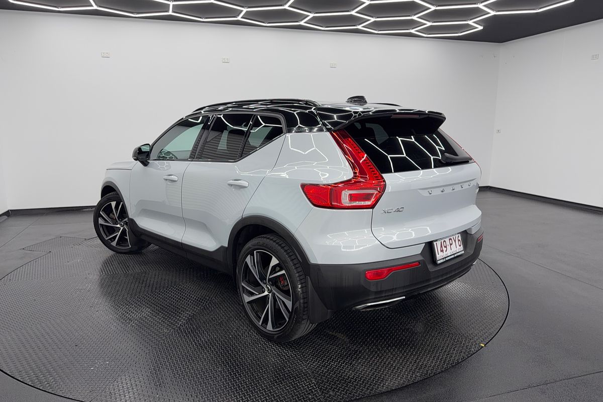 2020 Volvo XC40 T5 R-Design