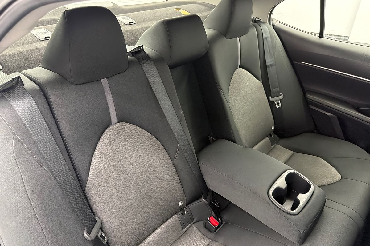 2023 Toyota Camry Ascent AXVH70R