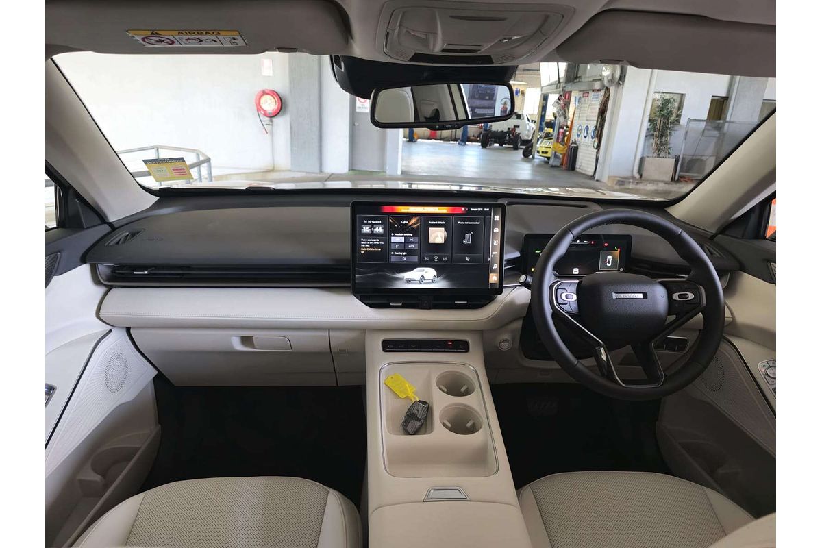 H6 Facelift Ult Auto Hybrid 4X2