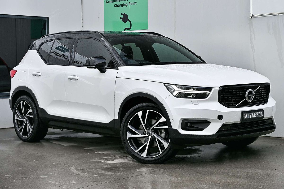 2020 Volvo XC40 T5 R-Design