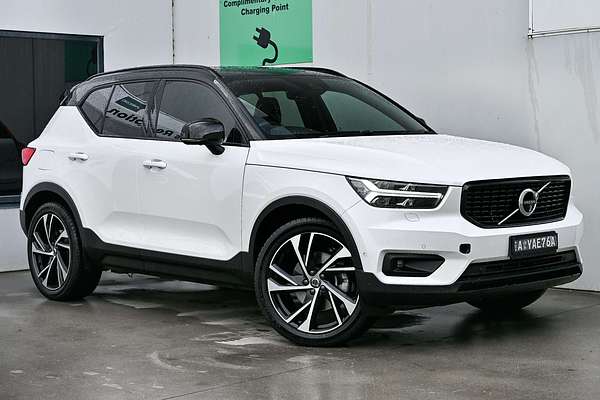 2020 Volvo XC40 T5 R-Design