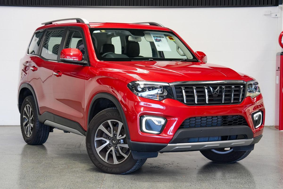 2023 Mahindra Scorpio Z8