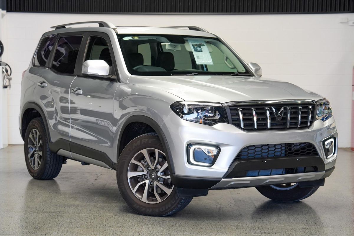 2023 Mahindra Scorpio Z8L
