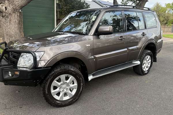 2013 Mitsubishi Pajero GLX-R NW