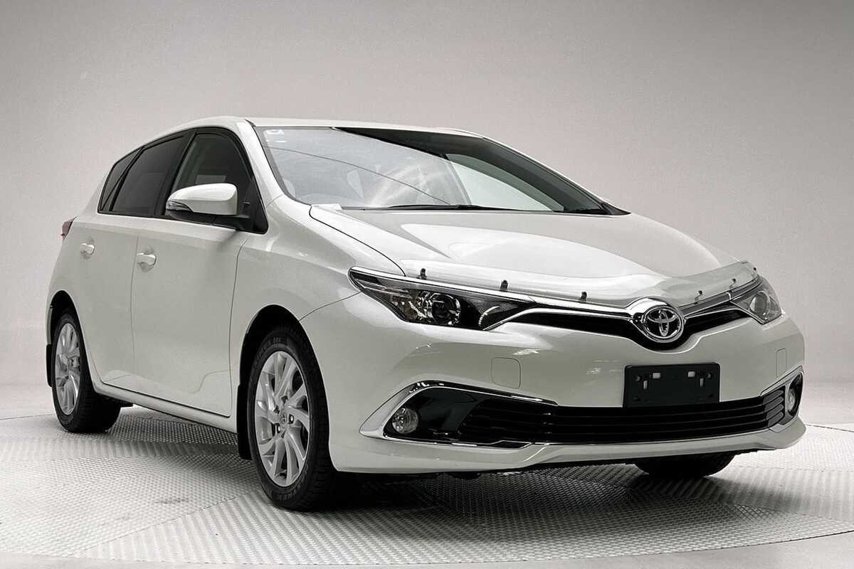 2017 2025 corolla hybrid