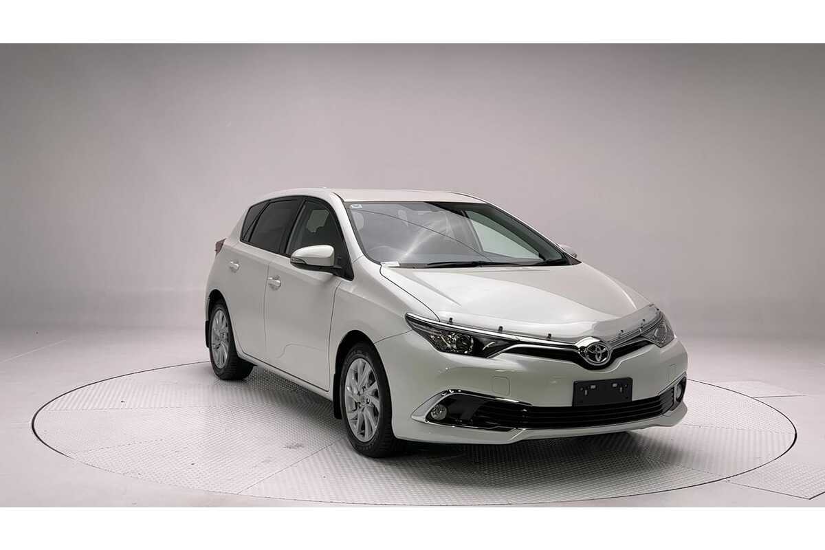 2017 2025 corolla hybrid