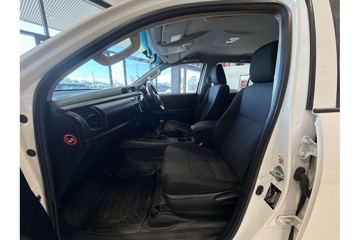 2016 Toyota Hilux Workmate TGN121R Rear Wheel Drive
