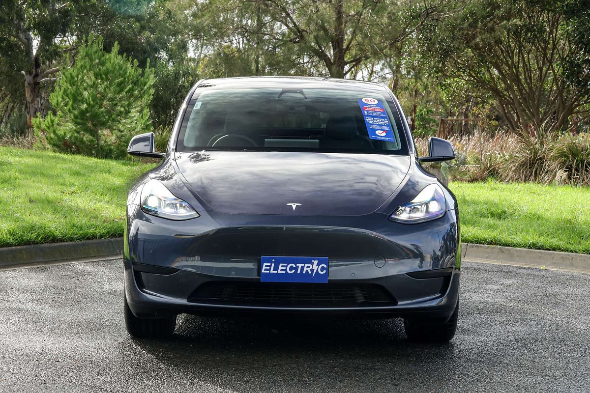 2023 Tesla Model Y Rear-Wheel Drive