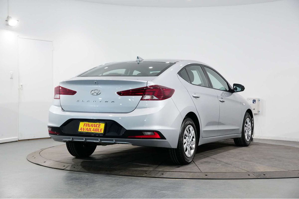 2019 Hyundai Elantra Go AD.2