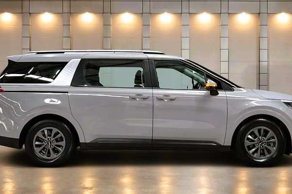 2022 Kia Carnival S KA4