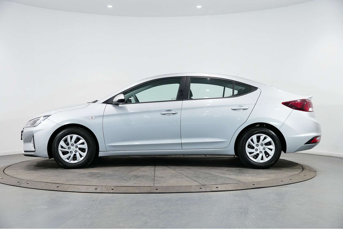 2019 Hyundai Elantra Go AD.2