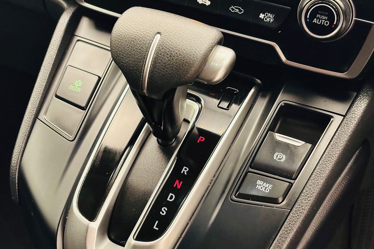 Honda CR-V. 5 Doors Auto VTIX 21