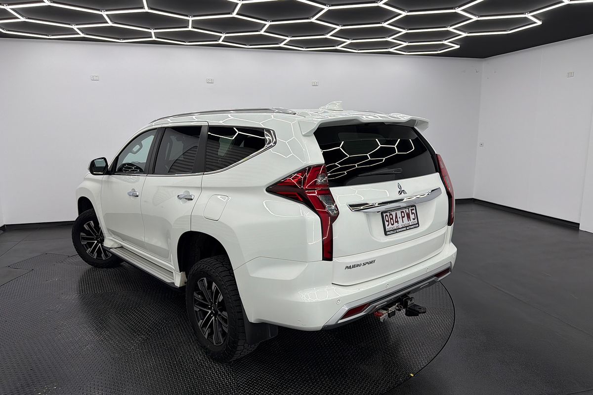 2022 Mitsubishi Pajero Sport GLS QF