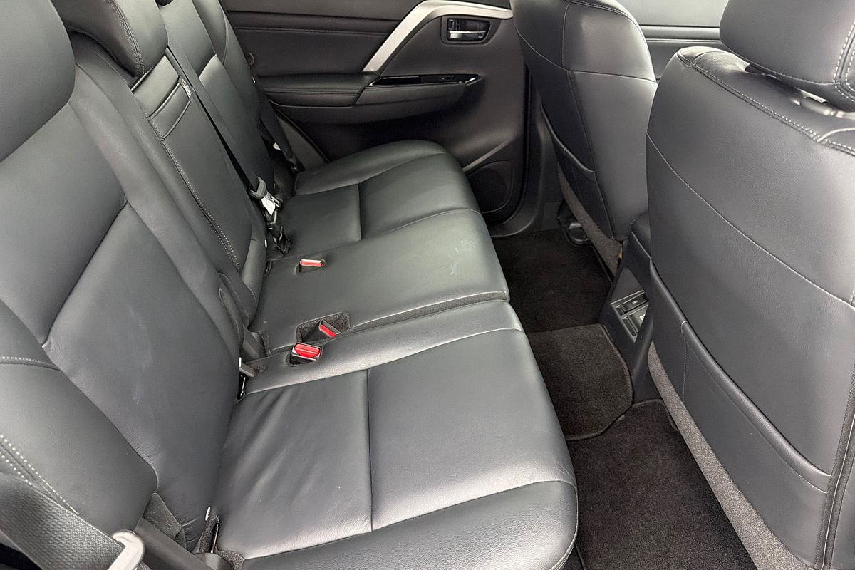 2022 Mitsubishi Pajero Sport GLS QF