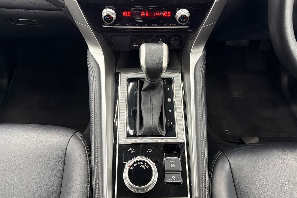 2022 Mitsubishi Pajero Sport GLS QF