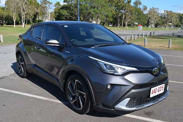 2020 Toyota C-HR  NGX10R