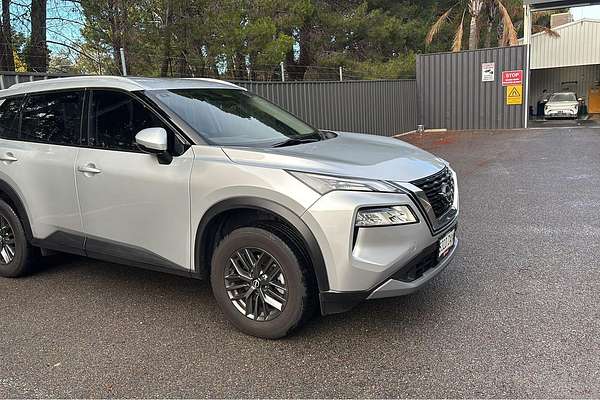 2023 Nissan X-TRAIL ST T33