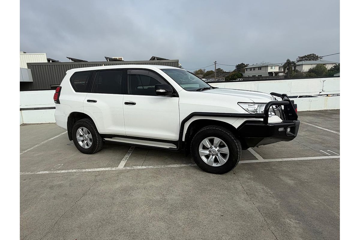 2022 Toyota Landcruiser Prado GX GDJ150R