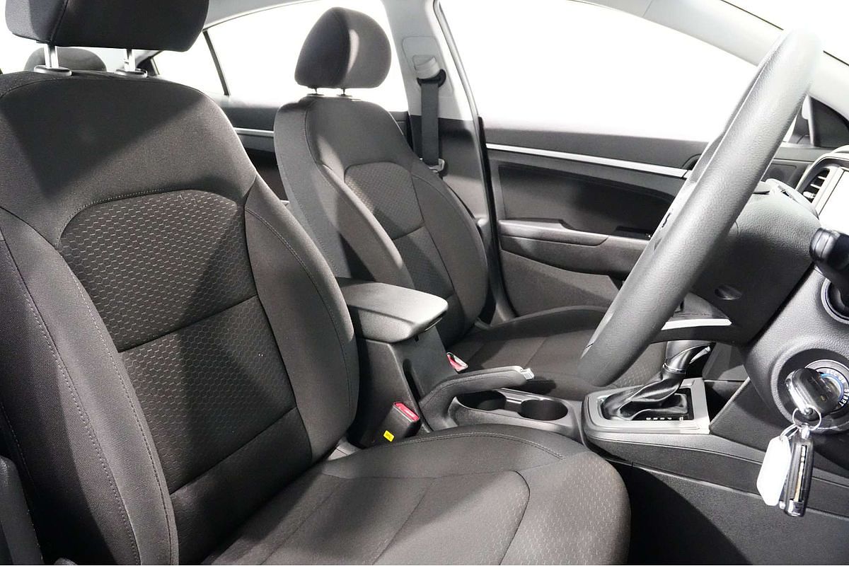 2019 Hyundai Elantra Go AD.2