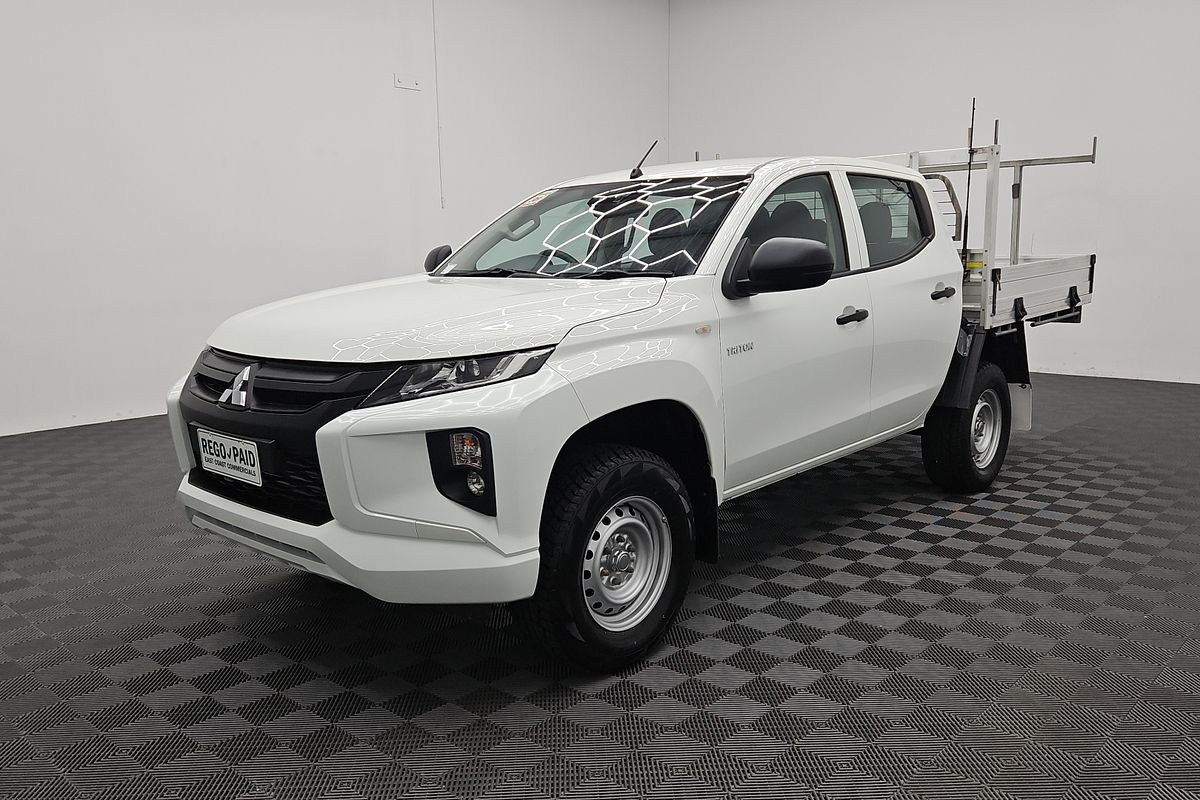 2022 Mitsubishi Triton GLX MR 4X4