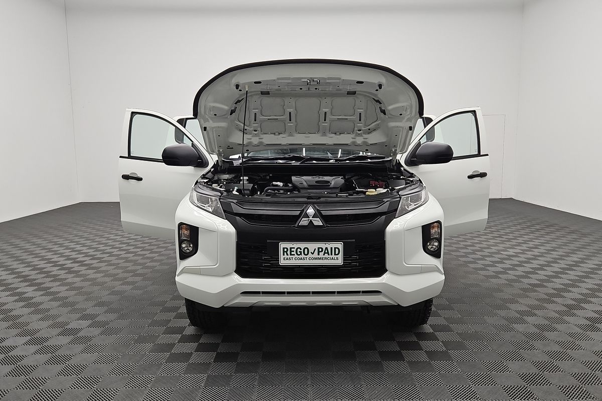 2022 Mitsubishi Triton GLX MR 4X4