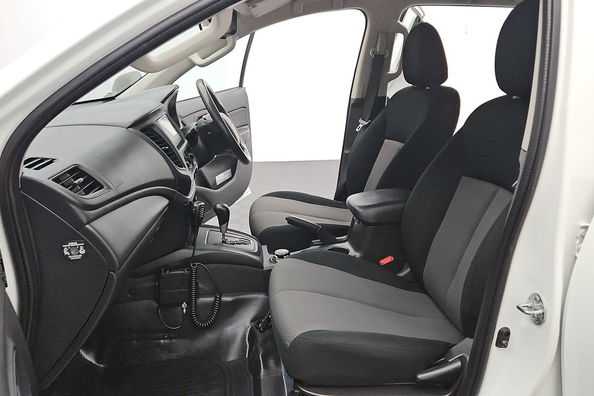 2022 Mitsubishi Triton GLX MR 4X4
